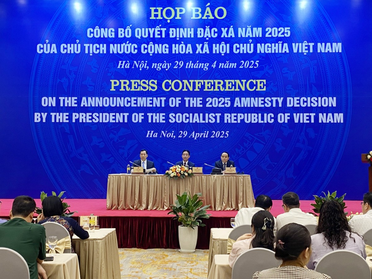 Chủ tịch nước quyết định đặc xá năm 2025 cho 8.055 phạm Chủ tịch nước quyết định đặc xá năm 2025 cho 8.055 phạm