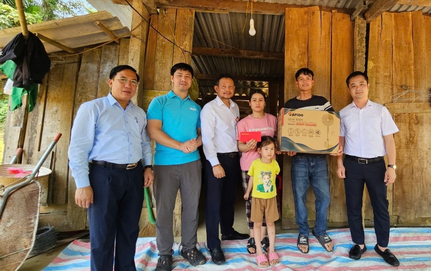 Agribank trao tặng 37 căn "nhà hy vọng" tại Hà Tĩnh