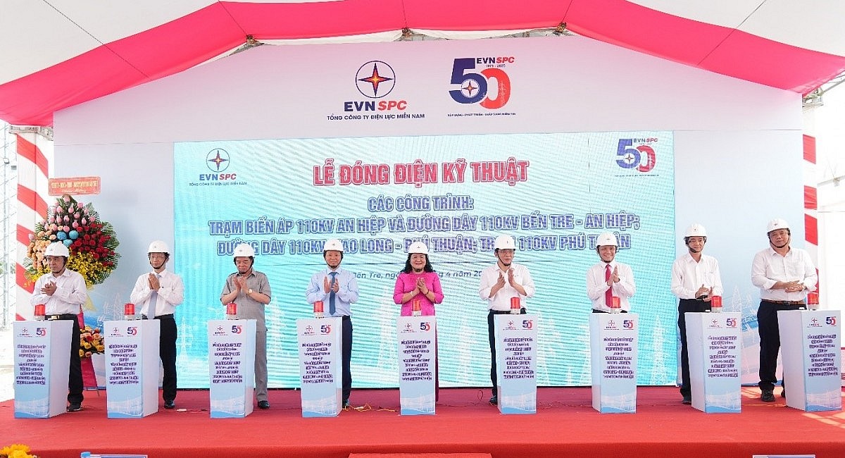 Dấu ấn 50 công trình điện miền Nam mừng chiến thắng 30/4