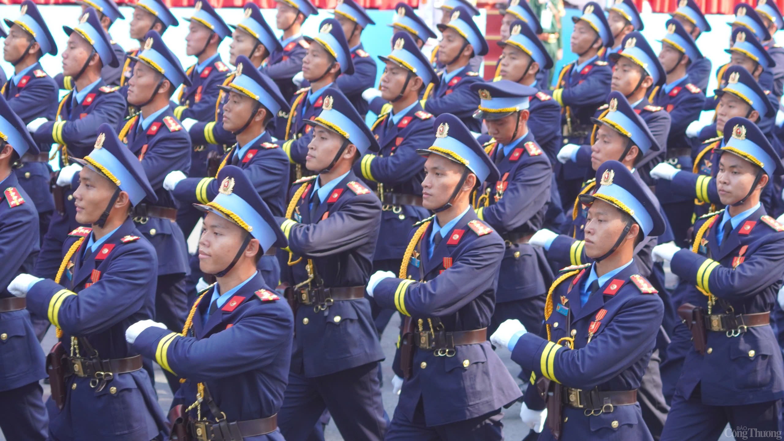 Chùm ảnh: Lễ diễu binh, diễu hành kỷ niệm 50 năm Ngày Giải phóng miền Nam, thống nhất đất nước