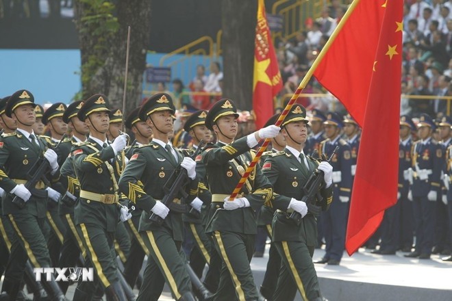 Ấn tượng khối diễu binh, diễu hành của bạn bè quốc tế