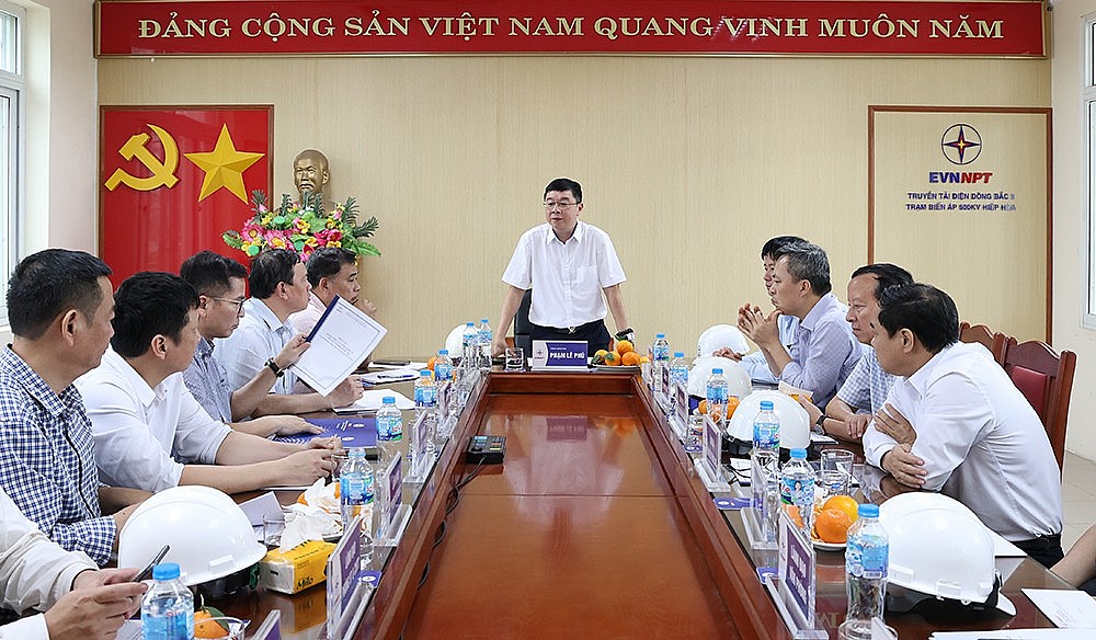 Đảm bảo truyền tải điện an toàn, liên tục cao điểm mùa khô 2025