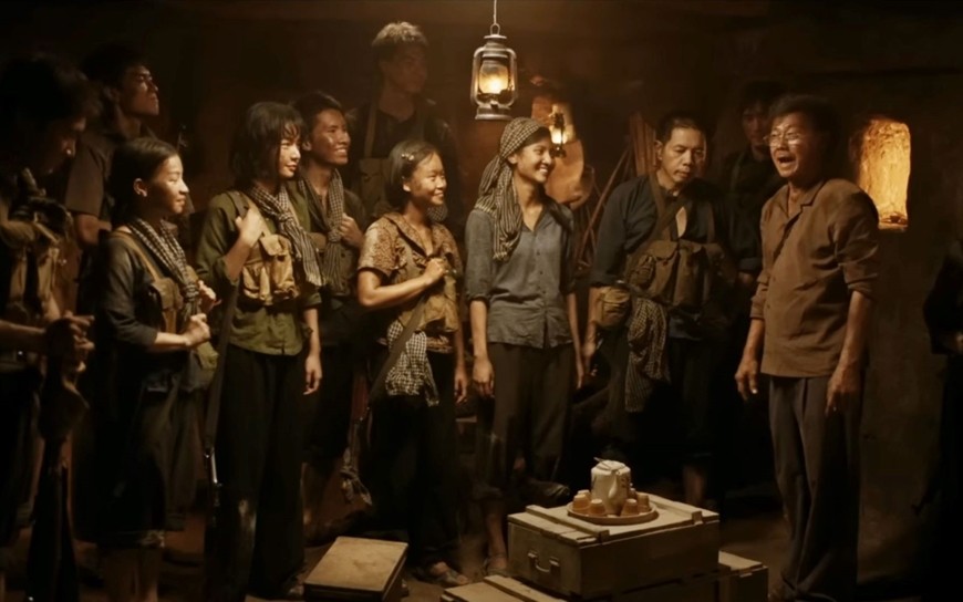 Hình ảnh trong phim “Địa đạo: Mặt trời trong bóng tối”