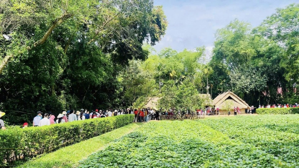 Khu di tích Quốc gia đặc biệt Kim Liên