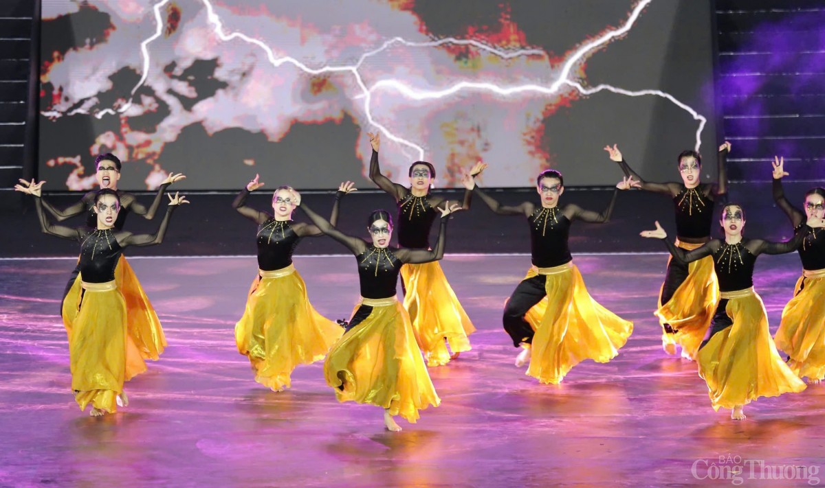 Bùng nổ sắc màu vũ đạo tại Dalat Best Dance Crew 2025