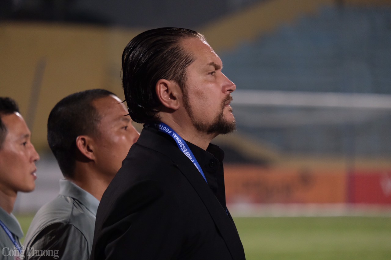 Thể Công Viettel - SHB Đà Nẵng: Trận cầu ba điểm sống còn