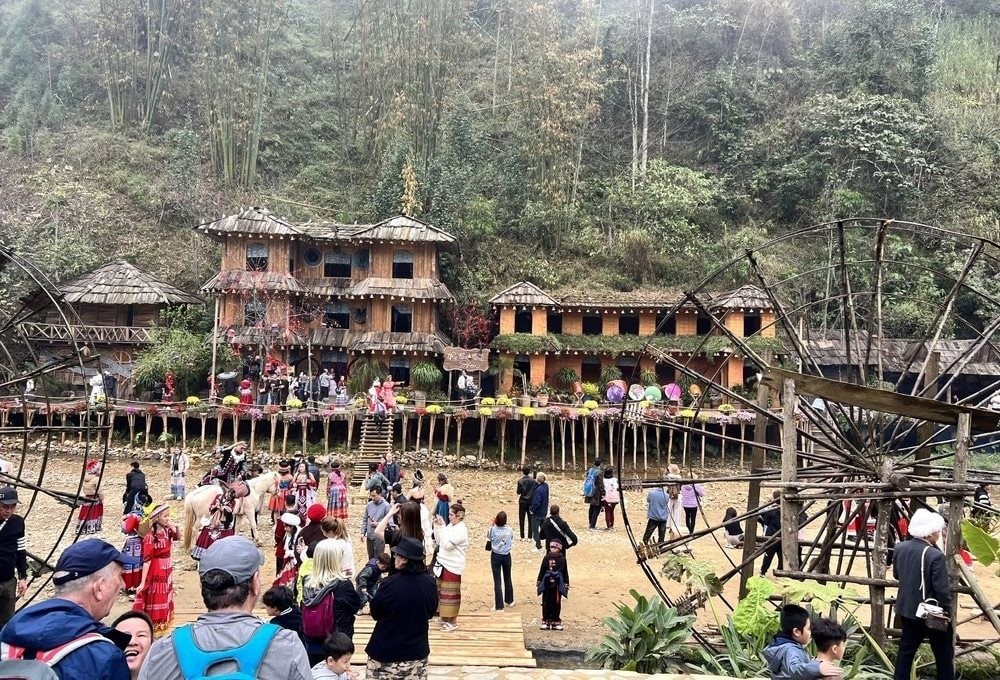 Bản Cát Cát là một trong những địa điểm du lịch không thể bỏ quên khi đến SaPa. Ảnh: Hải Miên