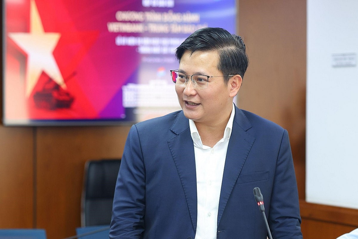 Ông Trần Công Quỳnh Lân, Phó Tổng Giám đốc kiêm Giám đốc Khối Công nghệ Thông tin, Giám đốc Khối Dữ liệu & Trí tuệ nhân tạo VietinBank