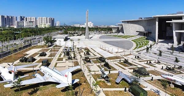 Những lá cờ kể chuyện lịch sử tại Bảo tàng Quân sự