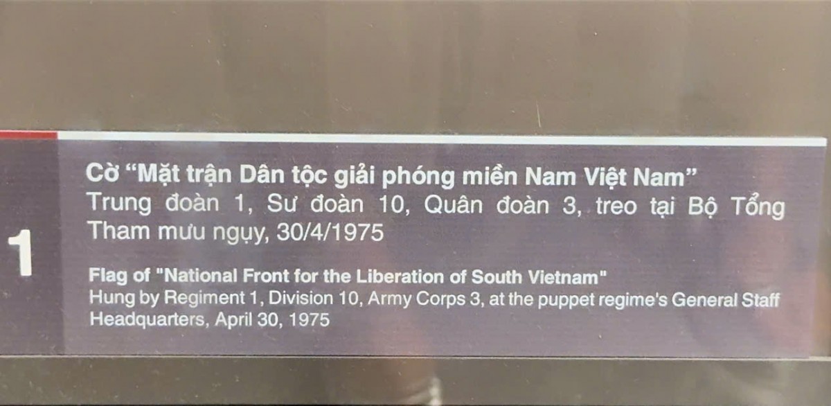 Những lá cờ kể chuyện lịch sử tại Bảo tàng Quân sự