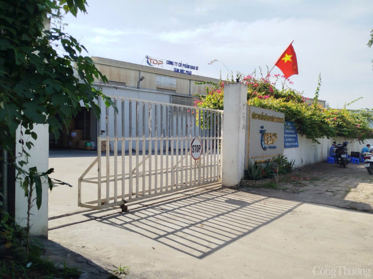 Hà Nội: Quy hoạch đất cây xanh nhưng biến thành nhà xưởng