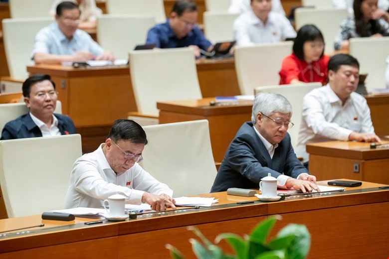 đại biểu Quốc hội tán thành sửa đổi, bổ sung một số điều của Hiến pháp đại biểu Quốc hội tán thành sửa đổi, bổ sung một số điều của Hiến pháp