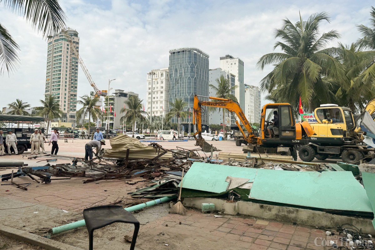 Thực hiện cưỡng chế tháo dỡ vắng mặt theo quy định Thực hiện cưỡng chế tháo dỡ vắng mặt theo quy định