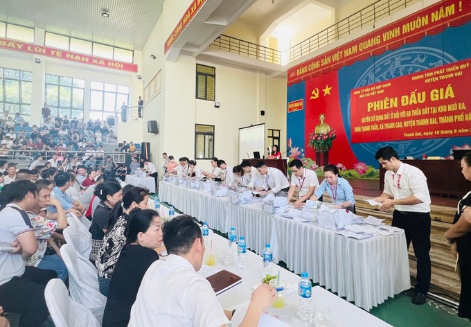 , hàng loạt phiên đấu giá đất nền được tổ chức với giá khởi điểm hấp dẫn, thu hút nhiều nhà đầu tư. Ảnh minh họa , hàng loạt phiên đấu giá đất nền được tổ chức với giá khởi điểm hấp dẫn, thu hút nhiều nhà đầu tư. Ảnh minh họa