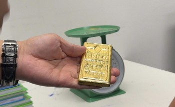 Vận chuyển trái phép tiền tệ, vàng qua biên giới gia tăng