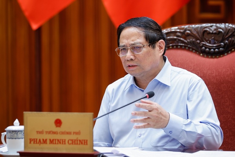 Thủ tướng Phạm Minh Chính nhấn mạnh yêu cầu khẩn trương cụ thể hóa, thể chế hóa chủ trương của Đảng tại Nghị quyết 68 để các chính sách sớm đi vào cuộc sống - Ảnh: VGP/Nhật Bắc Thủ tướng Phạm Minh Chính nhấn mạnh yêu cầu khẩn trương cụ thể hóa, thể chế hóa chủ trương của Đảng tại Nghị quyết 68 để các chính sách sớm đi vào cuộc sống - Ảnh: VGP/Nhật Bắc