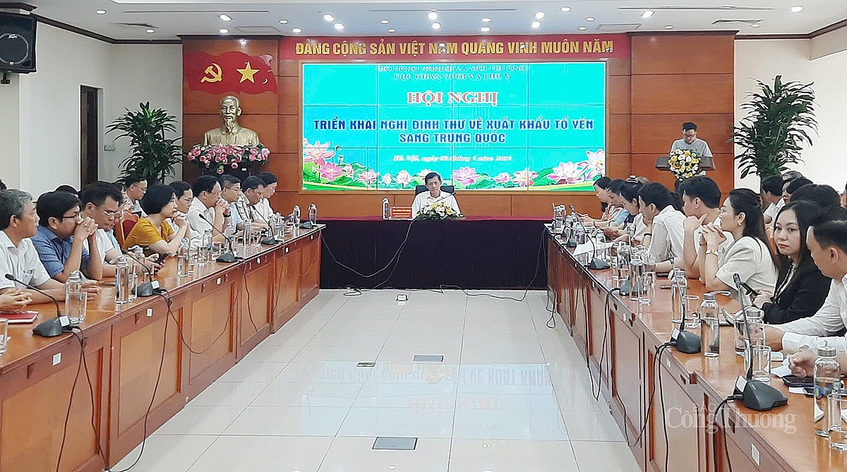 Hội nghị triển khai Nghị định thư về Xuất khẩu tổ yến sang Trung Quốc do Bộ Nông nghiệp và Môi trường tổ chức sáng 8/5, tại Hà Nội. Ảnh: Nguyễn Hạnh Hội nghị triển khai Nghị định thư về Xuất khẩu tổ yến sang Trung Quốc do Bộ Nông nghiệp và Môi trường tổ chức sáng 8/5, tại Hà Nội. Ảnh: Nguyễn Hạnh