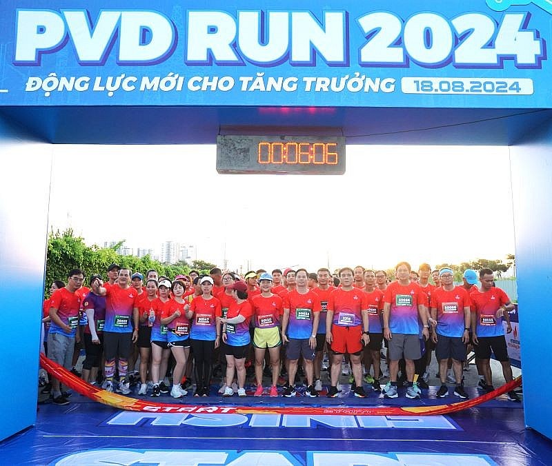PVD RUN 2024 với thông điệp “Động lực mới cho tăng trưởng” đã thu hút 650 VĐV tham gia (Ảnh tư liệu các VĐV tại vạch xuất phát) PVD RUN 2024 với thông điệp “Động lực mới cho tăng trưởng” đã thu hút 650 VĐV tham gia (Ảnh tư liệu các VĐV tại vạch xuất phát)