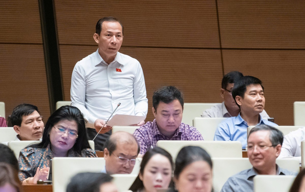 Đại biểu Võ Mạnh Sơn - Đoàn ĐBQH tỉnh Thanh Hóa. Ảnh: VPQH Đại biểu Võ Mạnh Sơn - Đoàn ĐBQH tỉnh Thanh Hóa. Ảnh: VPQH