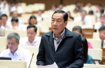 Đại biểu Phạm Văn Hòa: Nên có chính sách ưu đãi nhập khẩu dược liệu để sản xuất thuốc