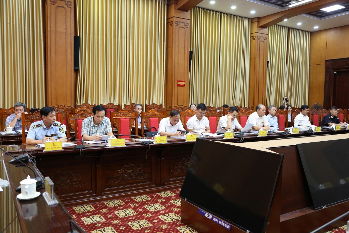 Lãnh đạo Sở Công Thương tỉnh Thái Bình chủ trì cuộc họp Lãnh đạo Sở Công Thương tỉnh Thái Bình chủ trì cuộc họp