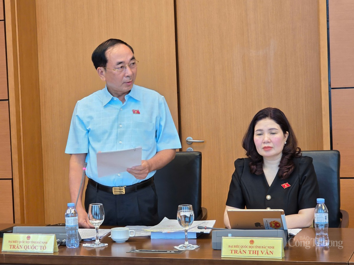 Đại biểu Trần Quốc Tỏ (Đoàn Bắc Ninh) Đại biểu Trần Quốc Tỏ (Đoàn Bắc Ninh)