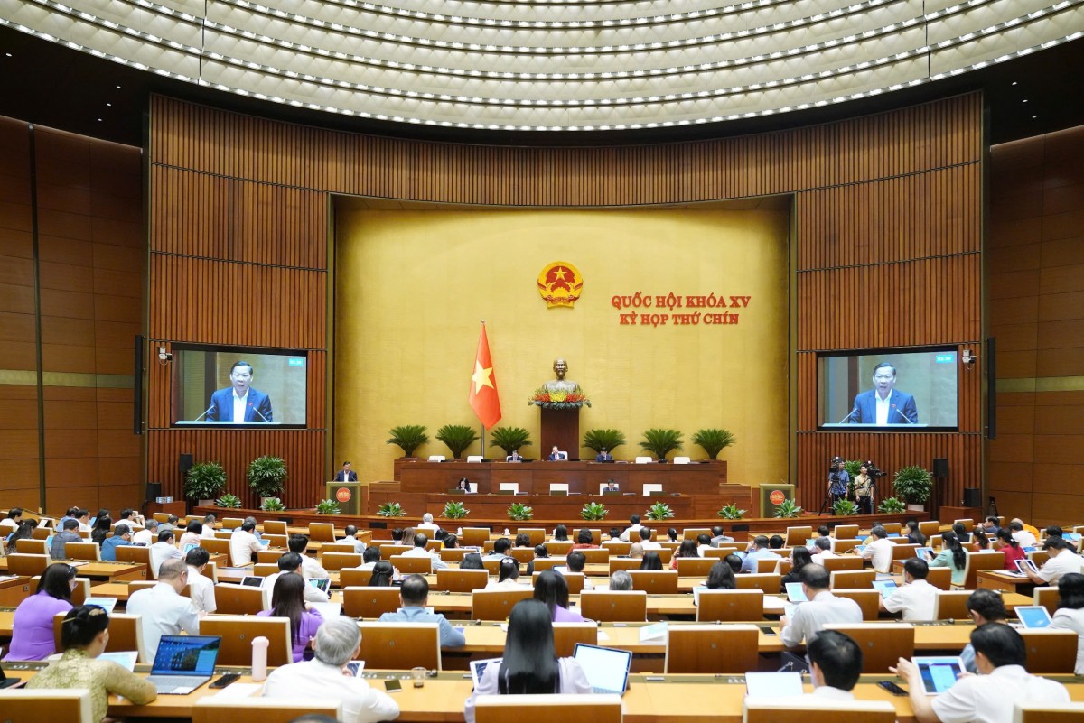 Sáng 9/5/2025: Quốc hội nghe trình bày Báo cáo giải trình, tiếp thu, chỉnh lý dự thảo Luật Thuế tiêu thụ đặc biệt (sửa đổi). Ảnh: VPQH Sáng 9/5/2025: Quốc hội nghe trình bày Báo cáo giải trình, tiếp thu, chỉnh lý dự thảo Luật Thuế tiêu thụ đặc biệt (sửa đổi). Ảnh: VPQH