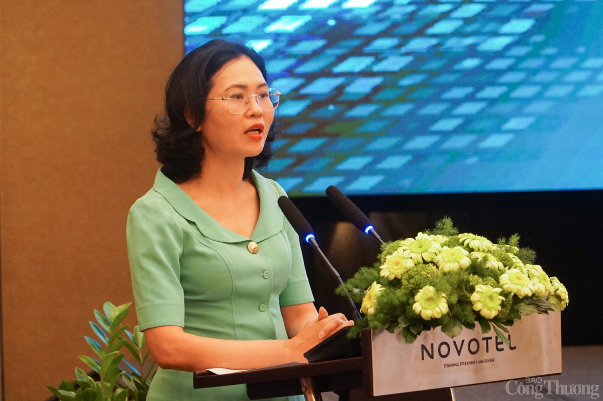 Tổng biên tập Thời báo Ngân hàng Lê Thị Thúy Sen Tổng biên tập Thời báo Ngân hàng Lê Thị Thúy Sen