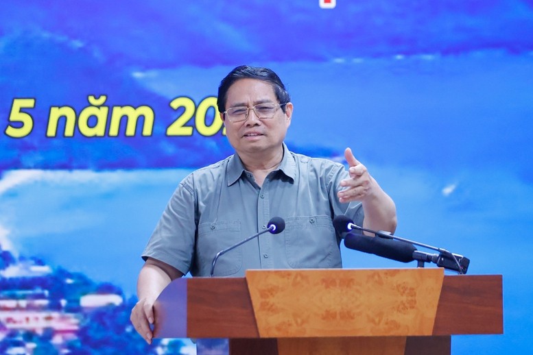 Thủ tướng làm việc với Ban Thường vụ Tỉnh ủy Bà Rịa-Vũng Tàu. Thủ tướng làm việc với Ban Thường vụ Tỉnh ủy Bà Rịa-Vũng Tàu.