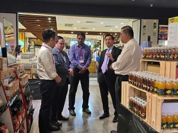 Thủ tướng thăm Malaysia: Mở rộng hợp tác kinh tế, thương mại