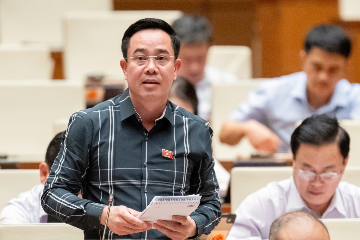 Đại biểu Nguyễn Văn Huy (Đoàn Thái Bình) Đại biểu Nguyễn Văn Huy (Đoàn Thái Bình)