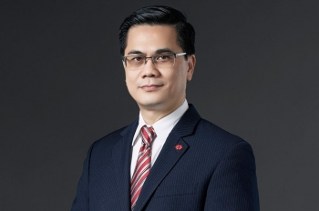 WFIS 2025 vinh danh hai lãnh đạo công nghệ của Techcombank dẫn dắt hành trình chuyển đổi số của ngân hàng