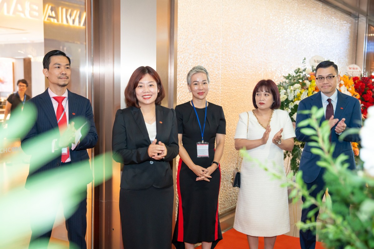 Khai trương phòng chờ Techcombank Private Lounge Khai trương phòng chờ Techcombank Private Lounge