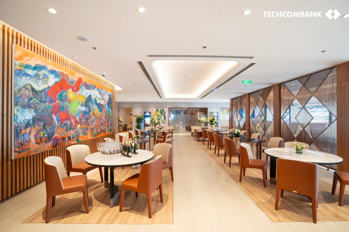 Khai trương phòng chờ Techcombank Private Lounge Khai trương phòng chờ Techcombank Private Lounge