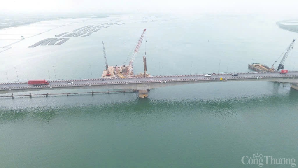 Dự án mở rộng cầu Giang ở Quảng Bình đang được thi công