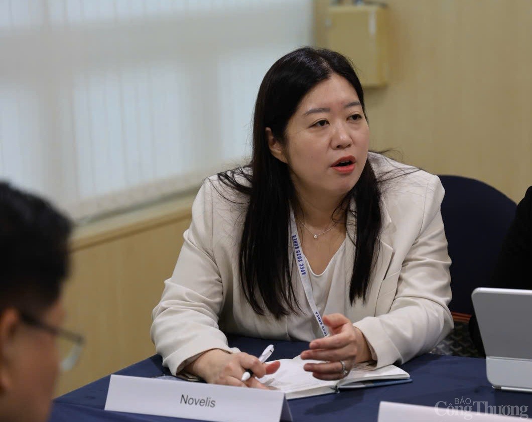 Ảnh:Bộ trưởng Nguyễn Hồng Diên gặp Liên minh doanh nghiệp Hoa Kỳ