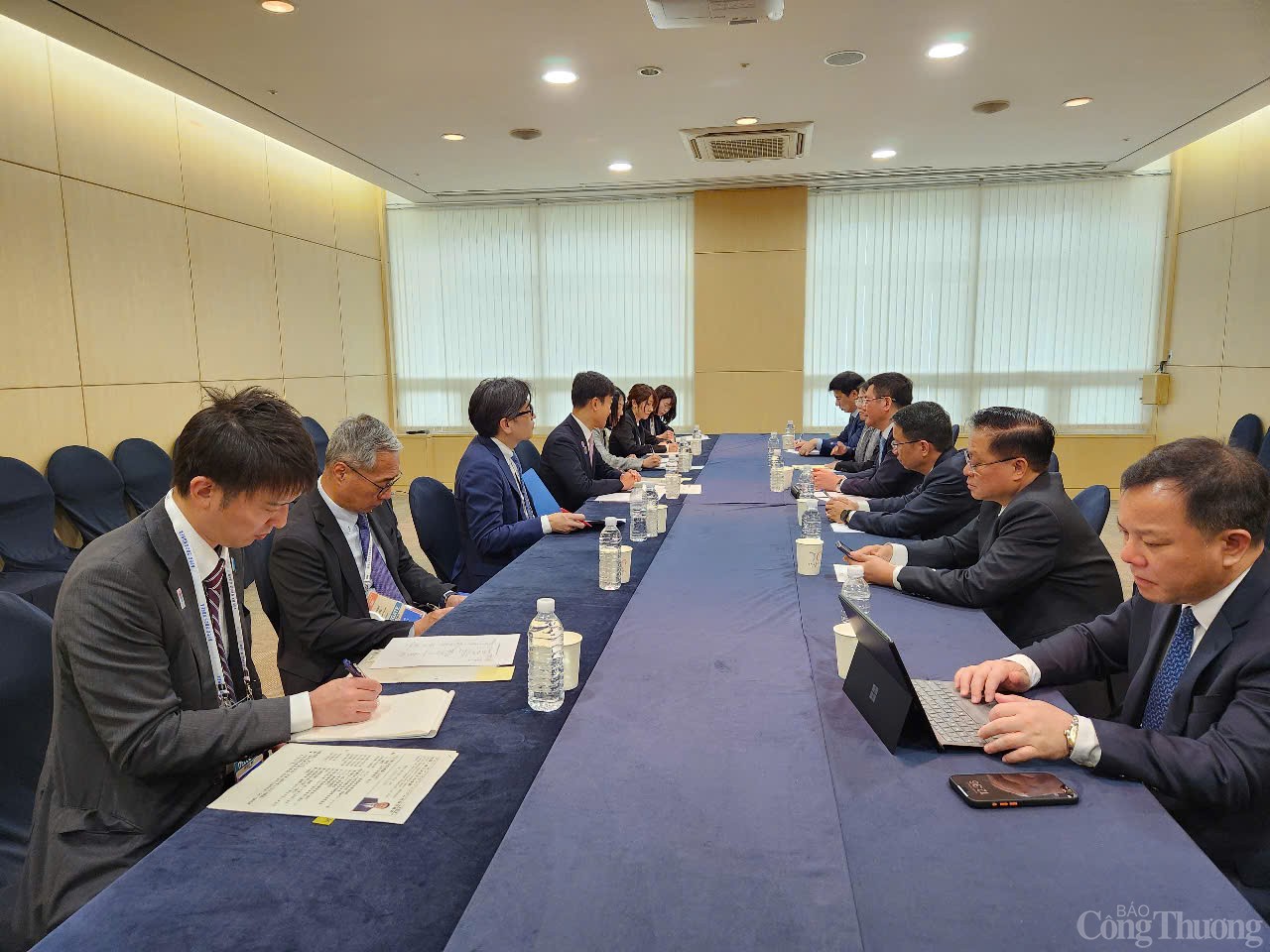 Bộ trưởng Nguyễn Hồng Diên tiếp Thứ trưởng Ngoại giao Nhật Bản