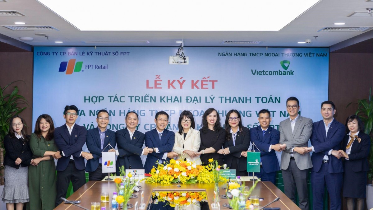 FPT Retail hợp tác cùng Vietcombank triển khai mô hình đại lý thanh toán FPT Retail hợp tác cùng Vietcombank triển khai mô hình đại lý thanh toán