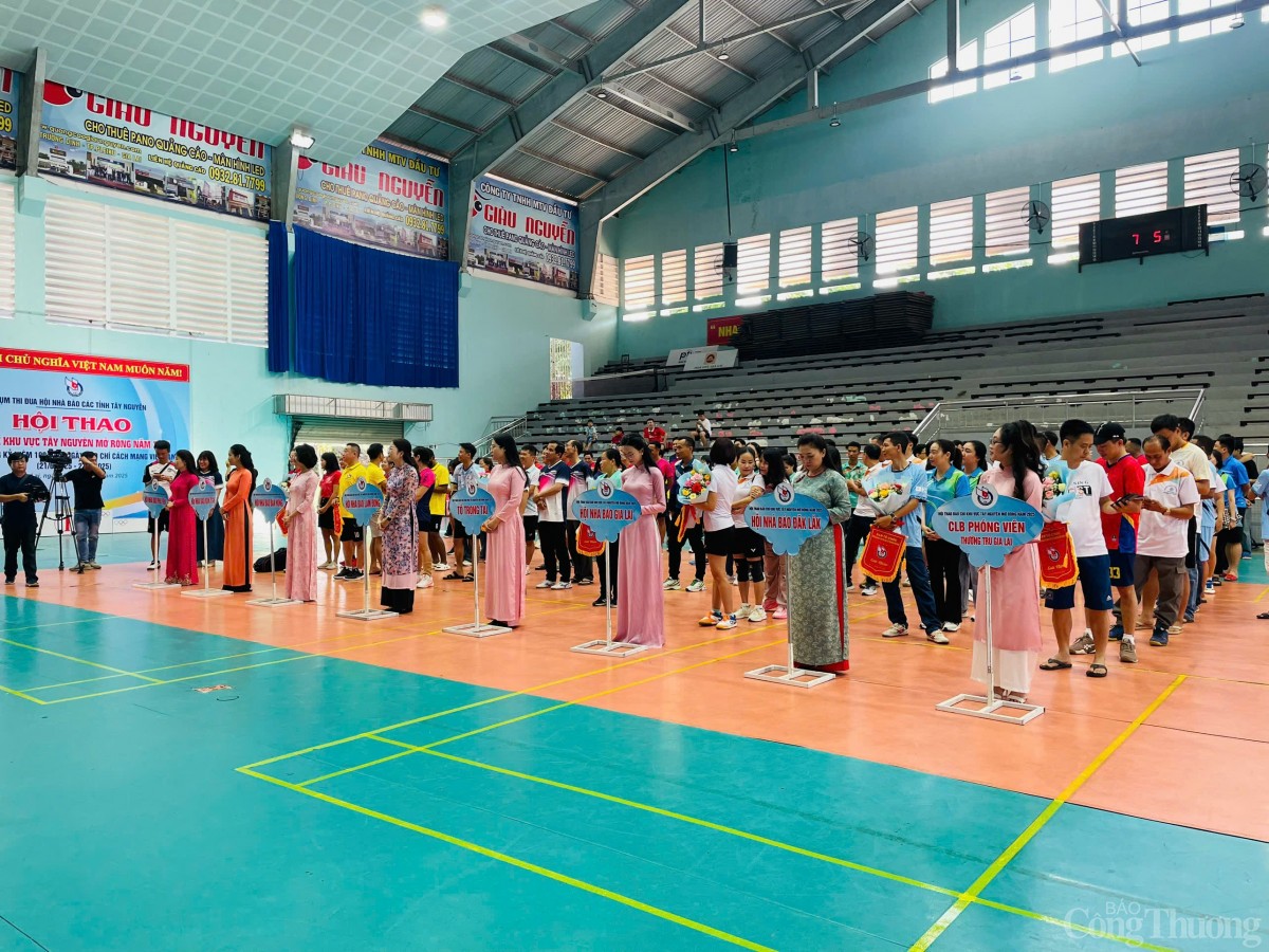 Sôi nổi Hội thao Báo chí khu vực Tây Nguyên mở rộng Sôi nổi Hội thao Báo chí khu vực Tây Nguyên mở rộng