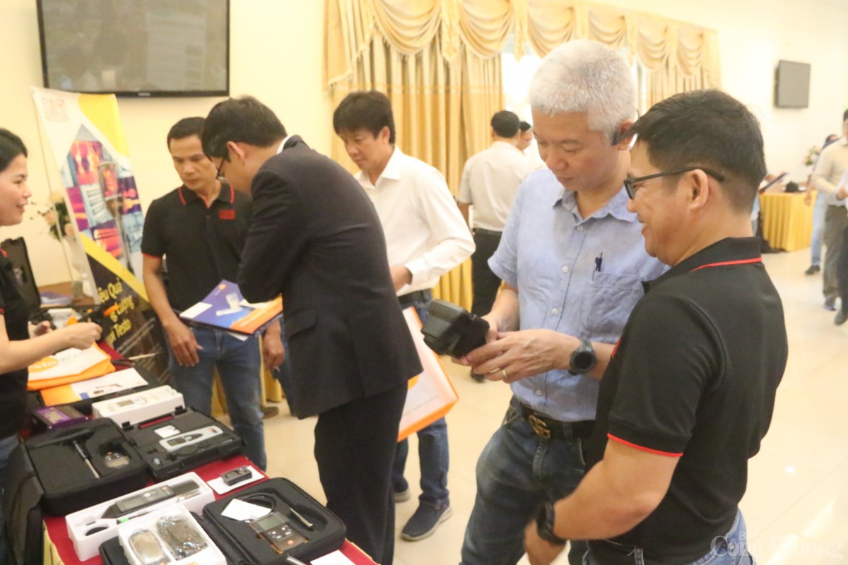 Các doanh nghiệp cùng nhau thảo luận về giải pháp giảm phát thải khí nhà kính Các doanh nghiệp cùng nhau thảo luận về giải pháp giảm phát thải khí nhà kính