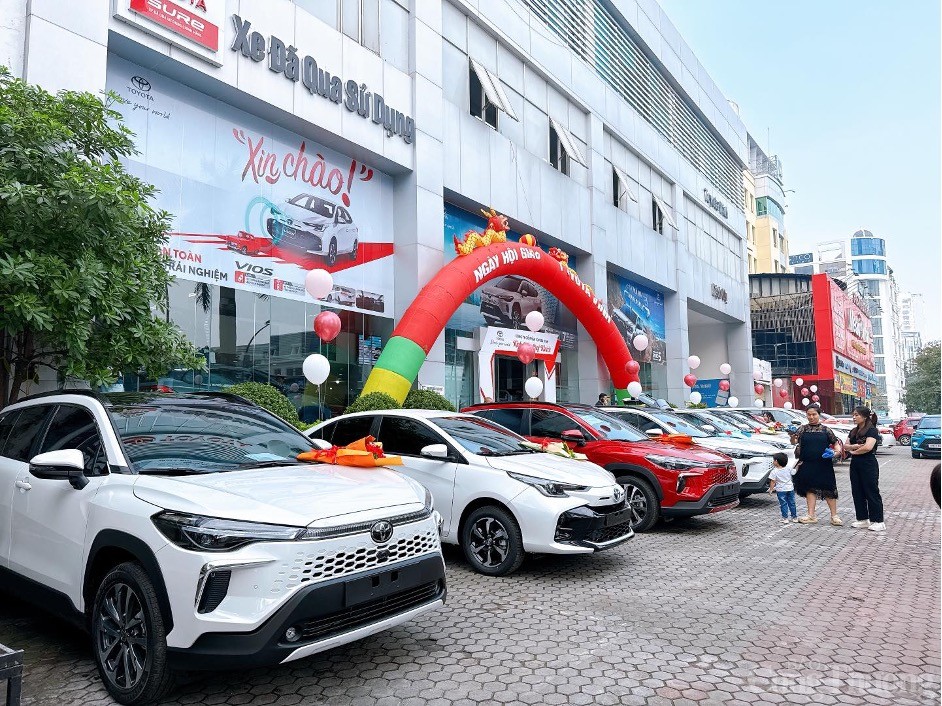 Toyota Vinh bàn giao hàng nghìn xe ô tô mỗi năm tới khách hàng trong và ngoài tỉnh