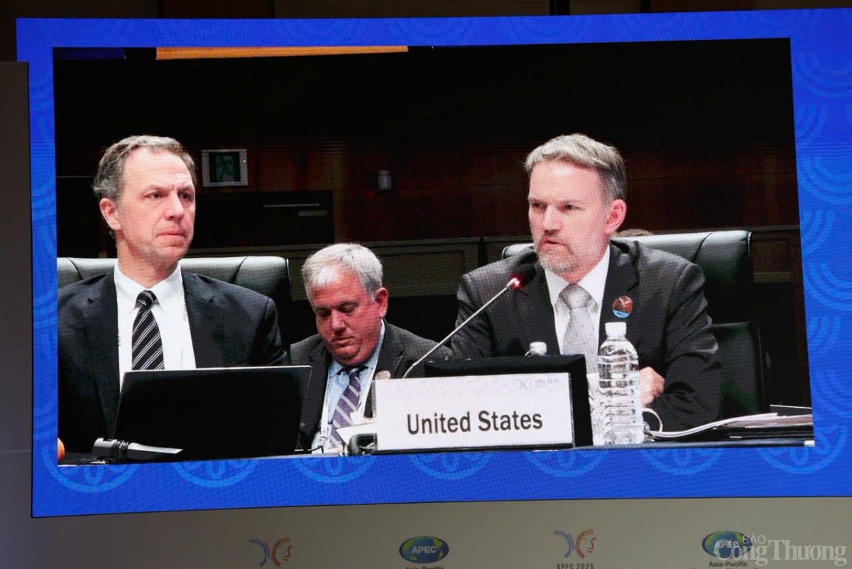 Chùm ảnh: Các hoạt động của Bộ trưởng Nguyễn Hồng Diên tại Hội nghị Bộ trưởng Thương mại APEC 2025