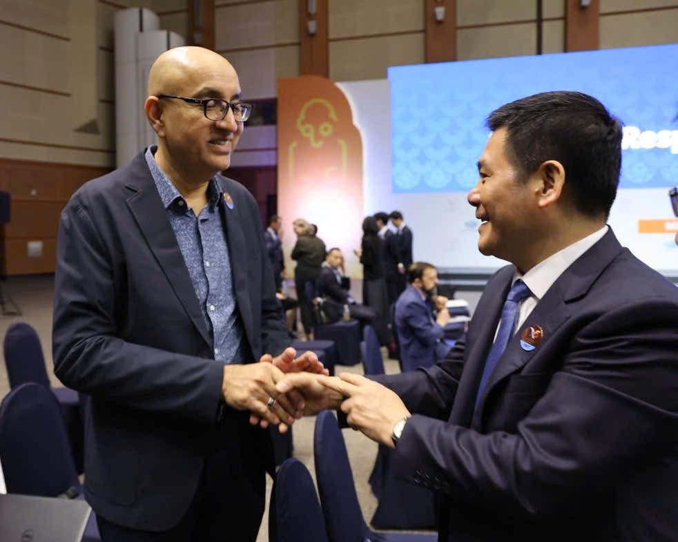 Chùm ảnh hoạt động của Bộ trưởng Nguyễn Hồng Diên tại Hội nghị RMT APEC 2025