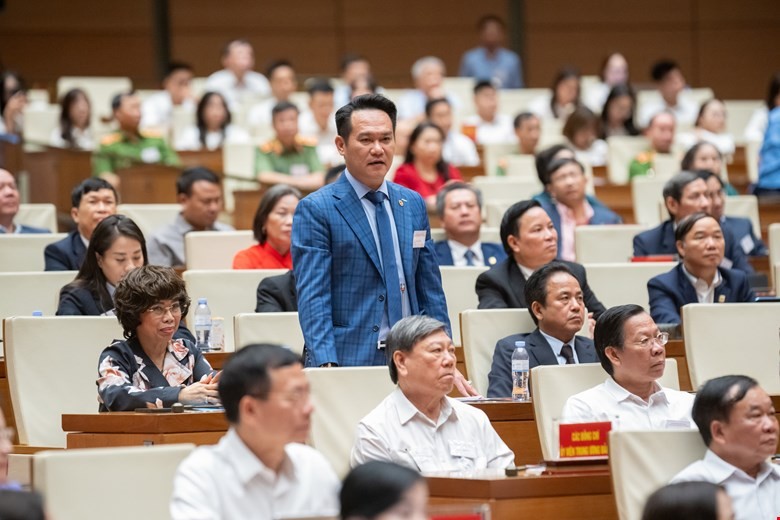 ông Vũ Hồng ANh ông Vũ Hồng ANh