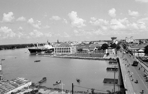 Bến Nhà Rồng, nơi người thanh niên yêu nước Nguyễn Tất Thành ra đi tìm đường cứu nước năm 1911. (Ảnh: TTXVN) ben-nha-rong.jpg