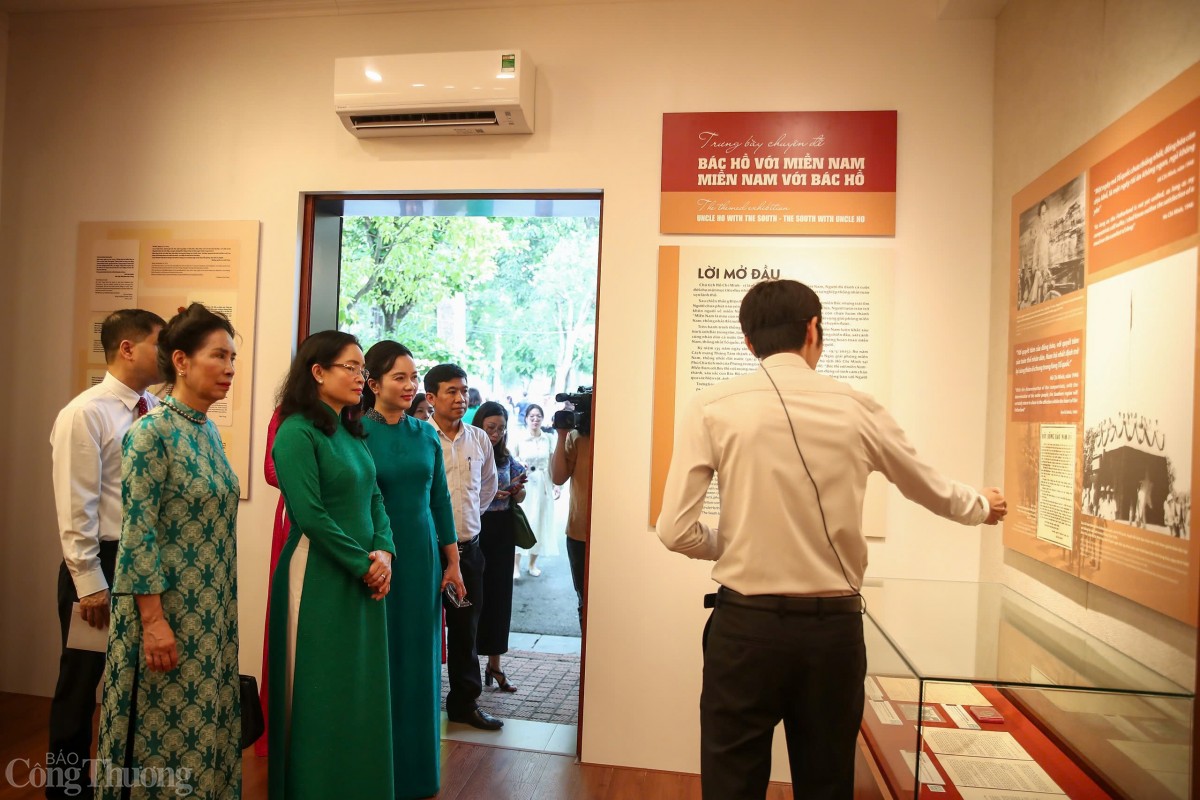 Khu Di tích triển khai nhiều hoạt động đáp ứng nhu cầu tham quan, tìm hiều của nhân dân, du khách. Ảnh: Hoa Quỳnh