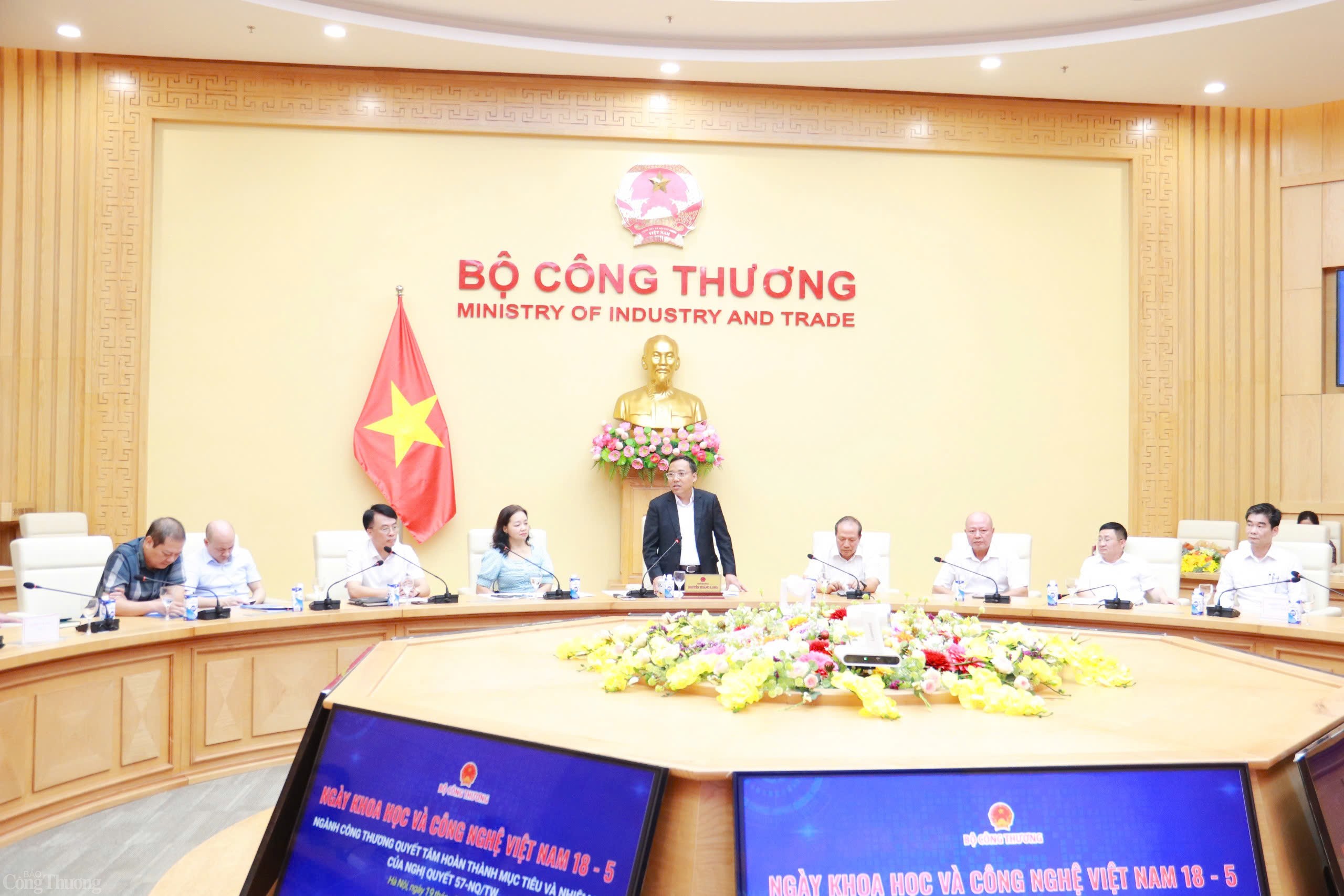 Thứ trưởng Nguyễn Hoàng Long: Nghị quyết 57-NQ/TW mở ra kỷ Thứ trưởng Nguyễn Hoàng Long: Nghị quyết 57-NQ/TW mở ra kỷ