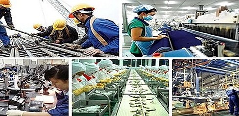 Chính phủ tạo thuận lợi cho kinh tế tư nhân tiếp cận các nguồn lực. Chính phủ tạo thuận lợi cho kinh tế tư nhân tiếp cận các nguồn lực.