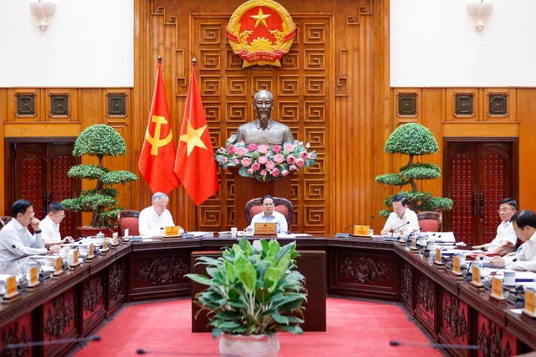 Thủ tướng Phạm Minh Chính: Quy định rõ trách nhiệm trong quản lý an toàn thực phẩm - Ảnh: VGP/Nhật Bắc Thủ tướng Phạm Minh Chính: Quy định rõ trách nhiệm trong quản lý an toàn thực phẩm - Ảnh: VGP/Nhật Bắc