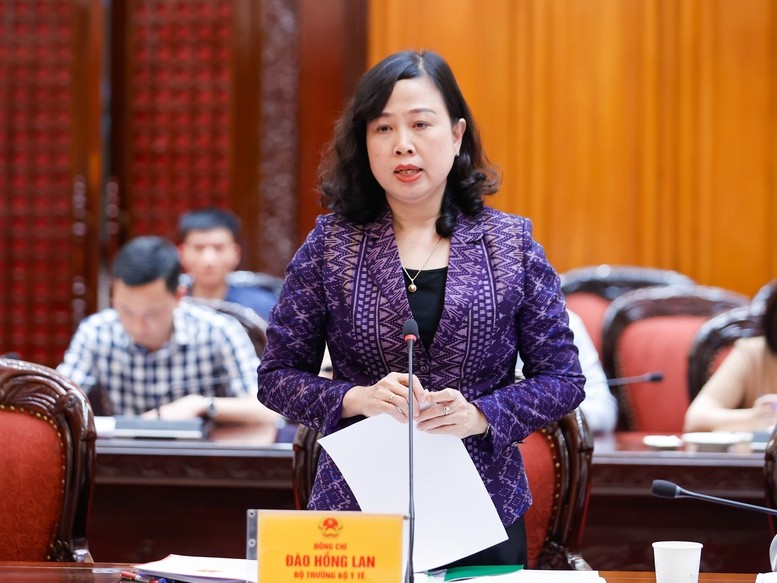 Bộ trưởng Bộ Y tế Đào Hồng Lan phát biểu tại phiên họp - Ảnh: VGP/Nhật Bắc Bộ trưởng Bộ Y tế Đào Hồng Lan phát biểu tại phiên họp - Ảnh: VGP/Nhật Bắc